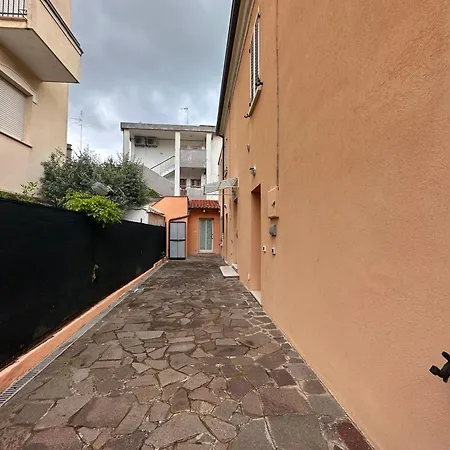 App 200m Dal Mare - Il Lupo Affitta Apartment *